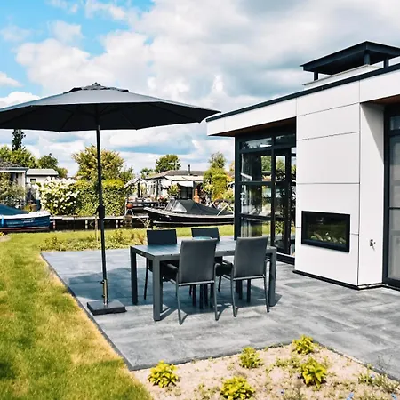 Villa Nautica 4 Persons Loosdrecht